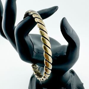 Vintage Gold Tone Patina Rope Bracelet Minimalist Retro Boho Cottage Casual Cuff